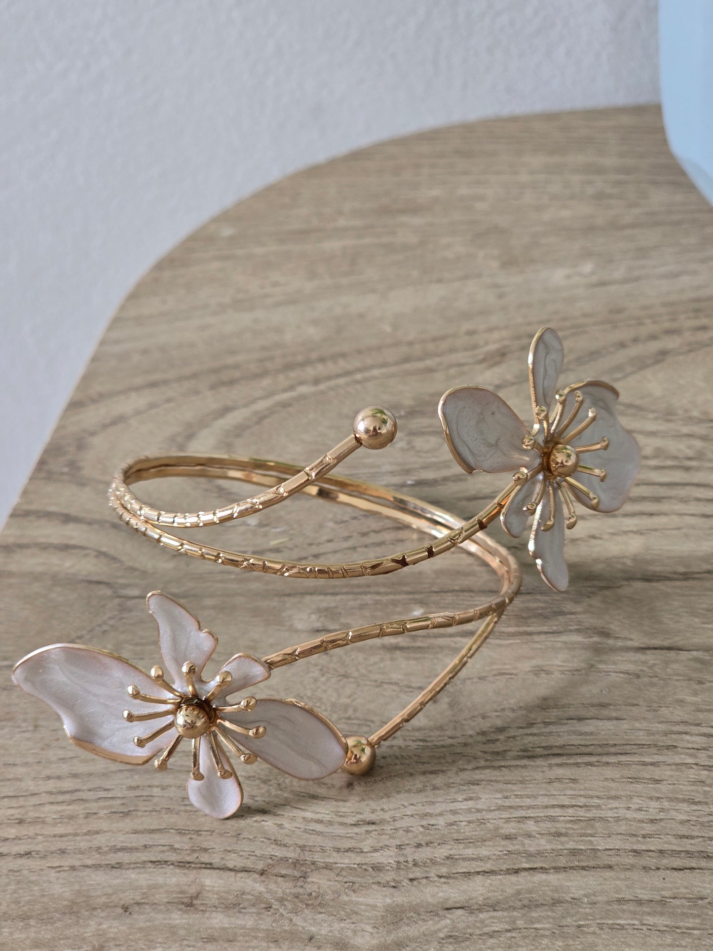 Pearl Floral Bracelet