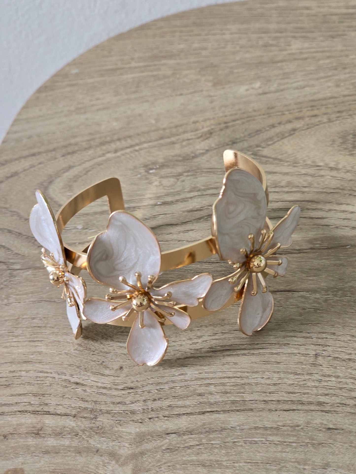 Pearl Floral Bracelet