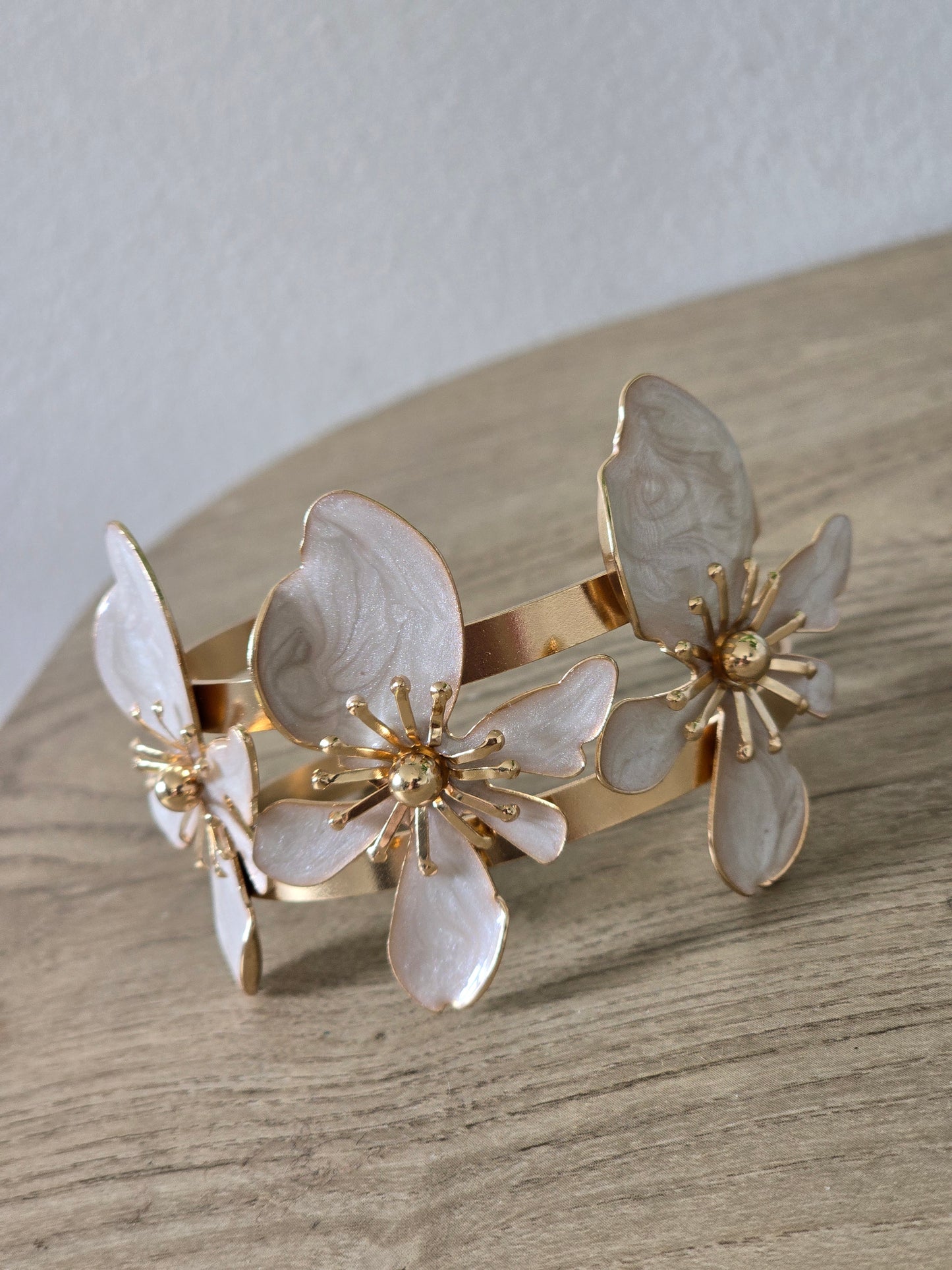 Pearl Floral Bracelet