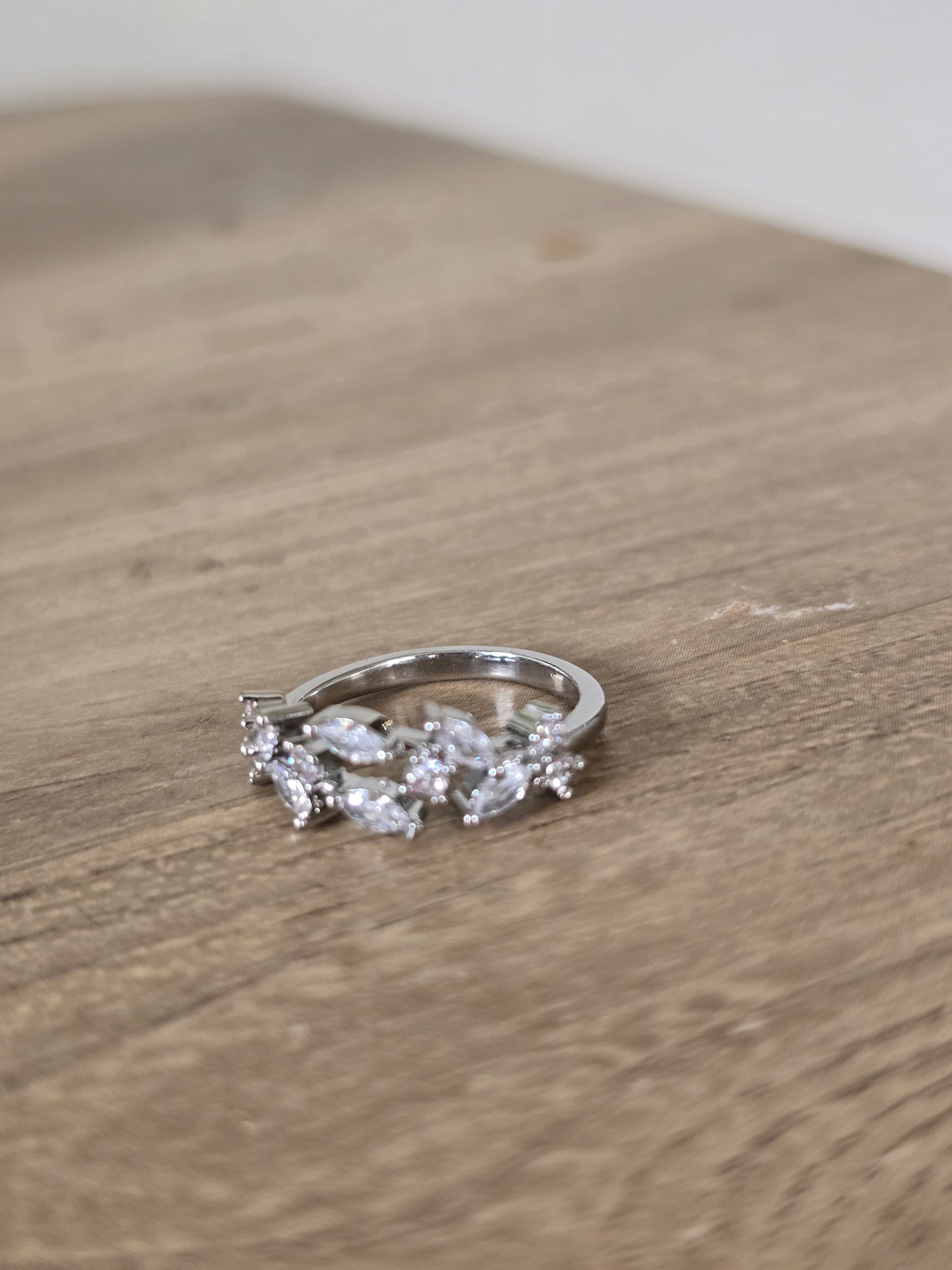 Silver Leaf Ring